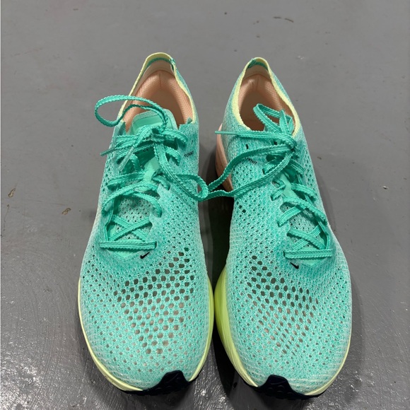 Nike ZoomX Athletic Shoes - Mint Green and Pastel Pink - Picture 3 of 10